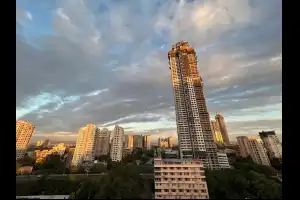 Peninsula Salsette 27